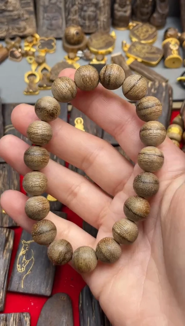 沉香吊坠沉香吊坠4