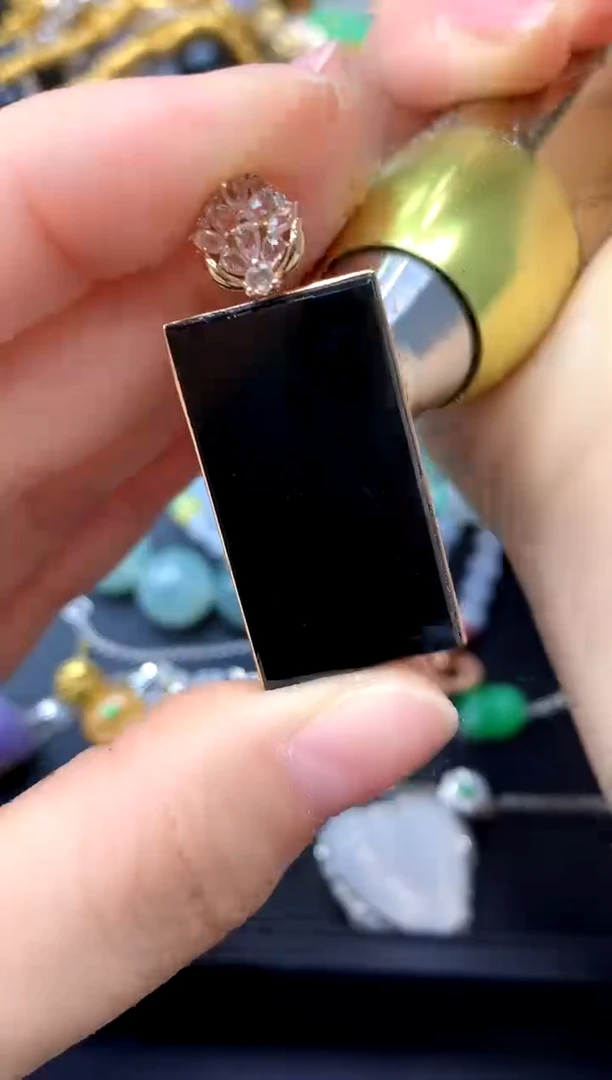 颈饰18K金镶嵌翡翠506-中国好珍宝