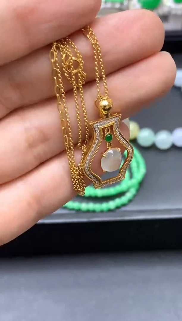 颈饰18K金镶嵌翡翠597-中国好珍宝