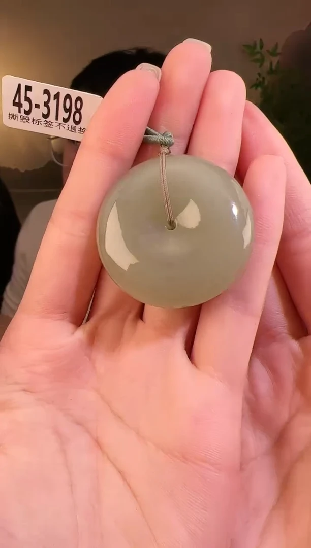 【闪购商品】和田玉颈饰未镶嵌3198