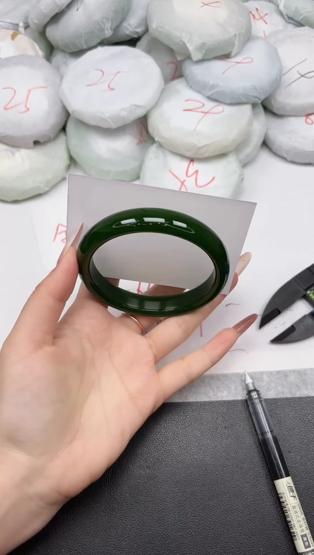 东凌女款手镯A322/65.0