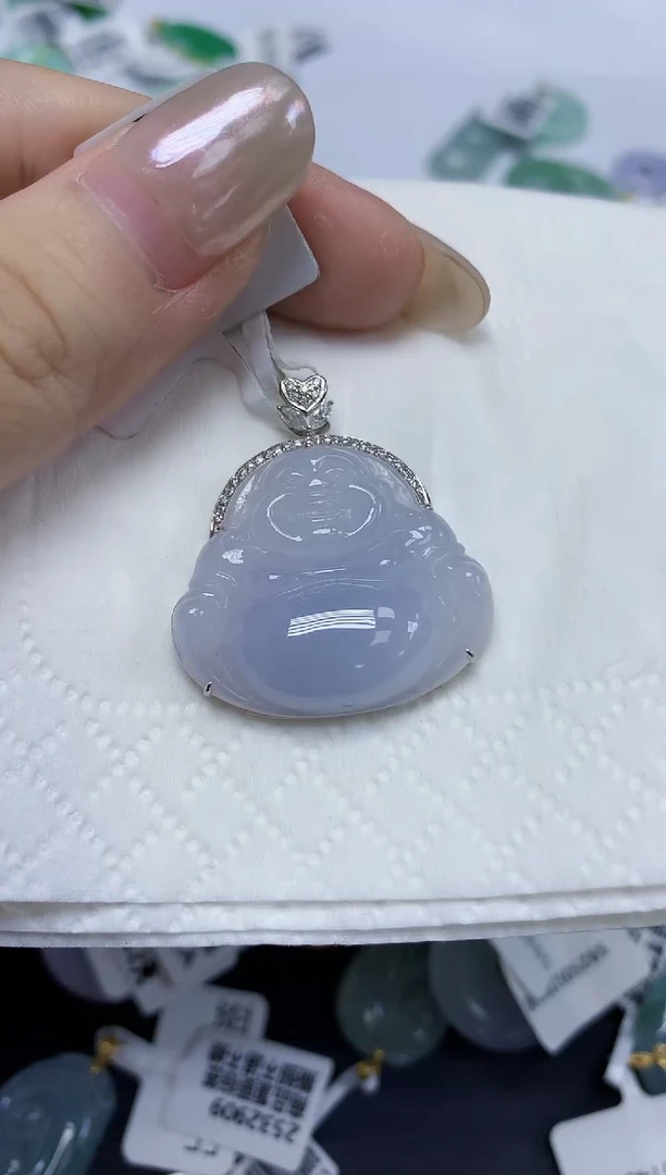 翡翠18K金镶嵌颈饰天然缅甸翡翠A货