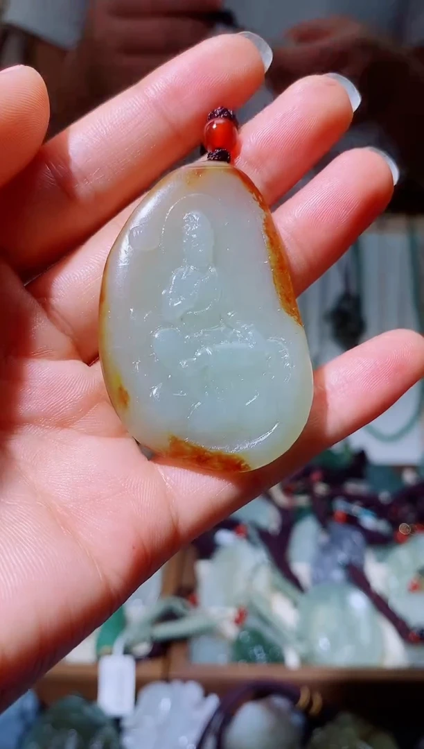 颈饰未镶嵌和田玉1