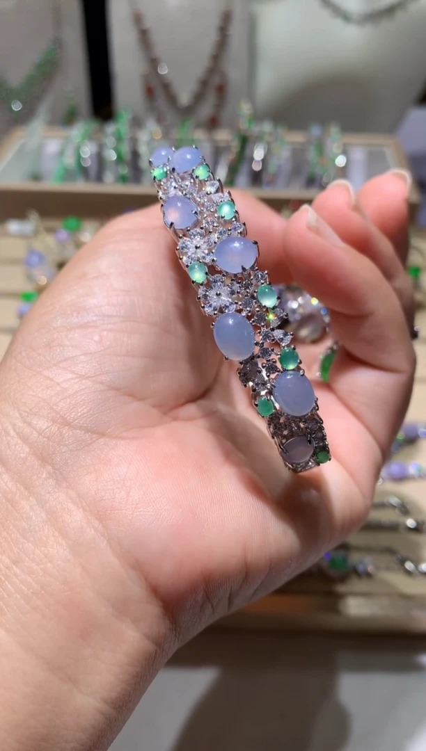 未镶嵌翡翠耳环紫罗兰手镯