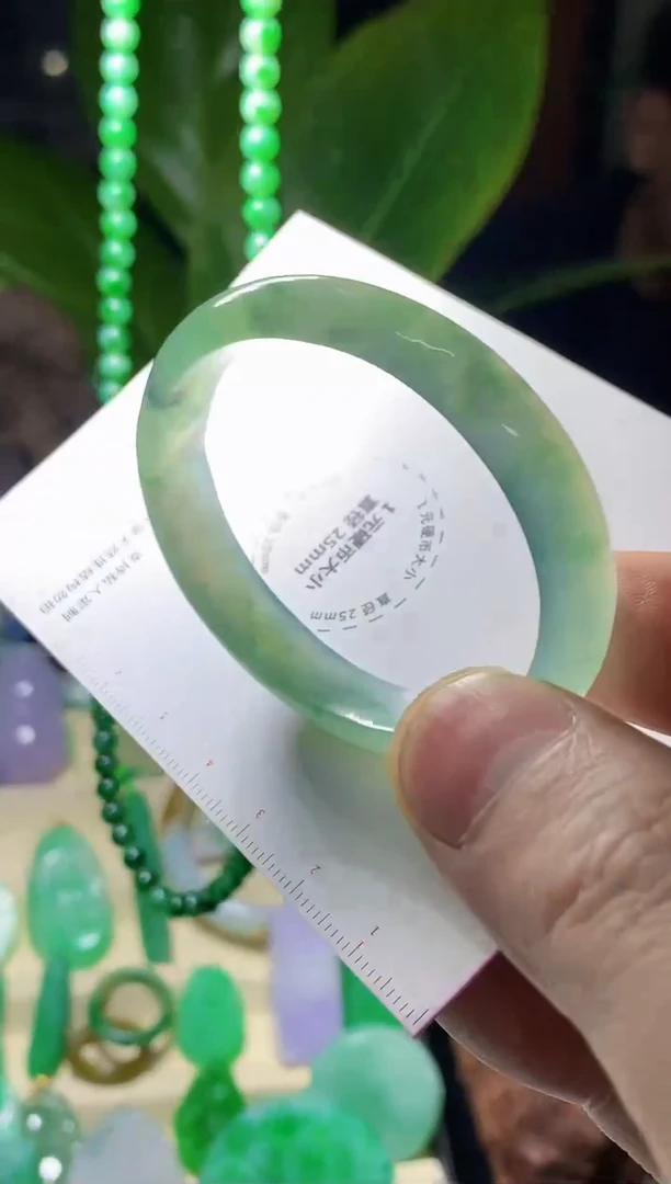 未镶嵌定制翡翠挂件