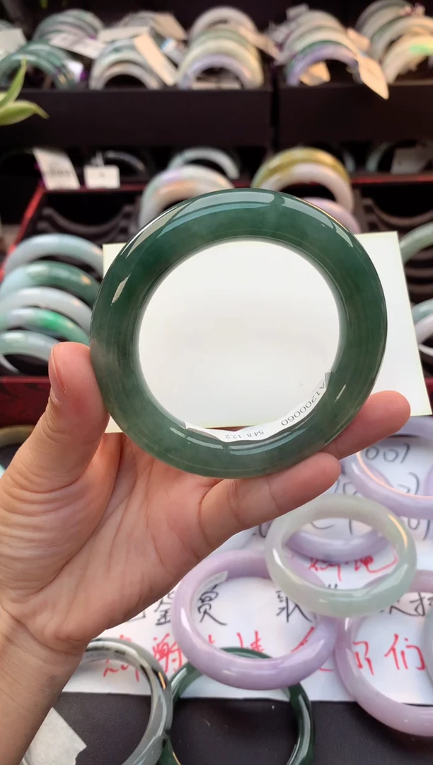 未镶嵌定制翡翠静*毛货需精细抛光+多人+订金2000