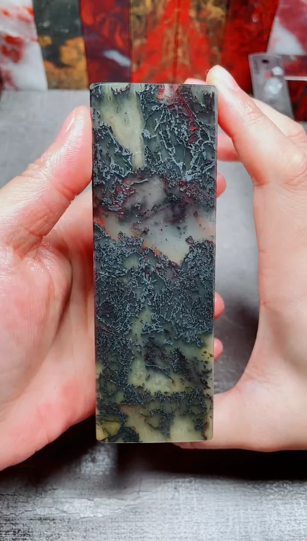 玉桂林鸡血玉素章玉化飘丝16