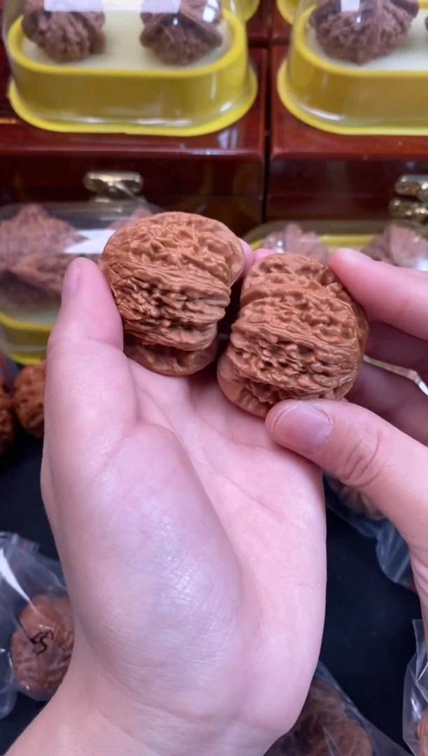 把件文玩核桃白狮子42尺Q597
