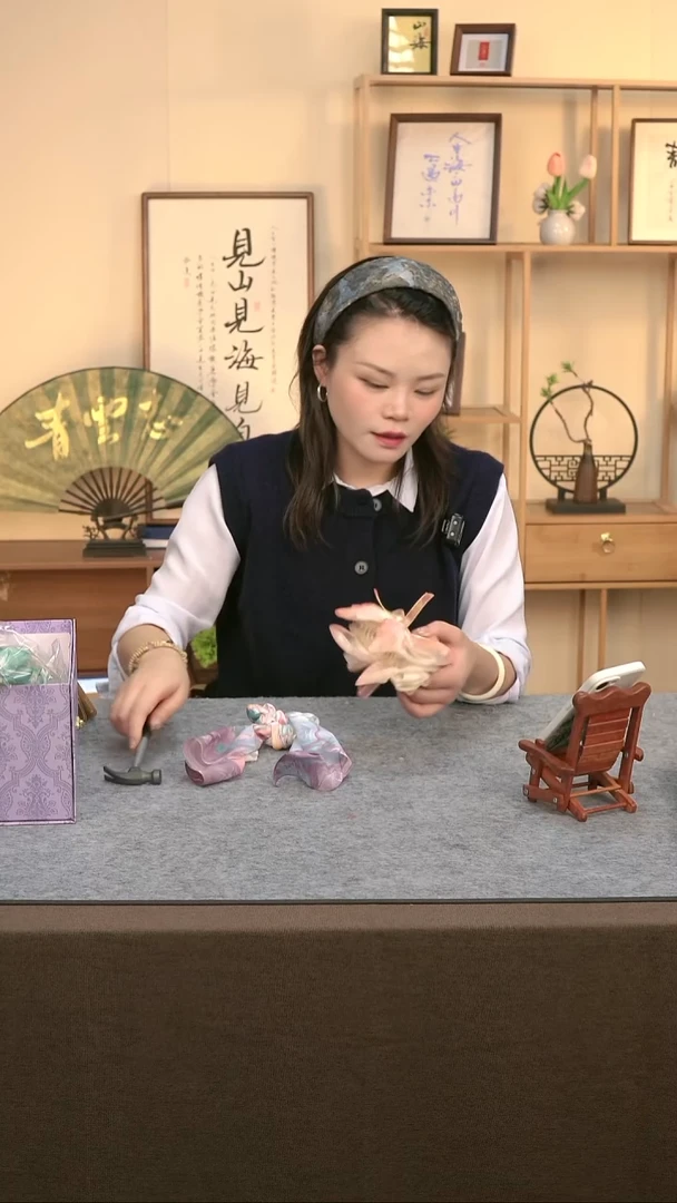 汤****u发圈        77