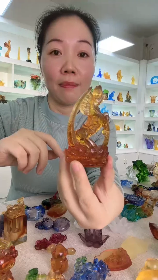 手工艺品琉璃马莲花