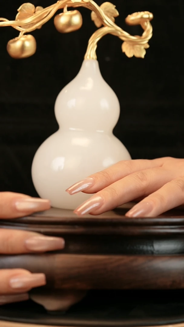 云南石荔枝白雕刻：柿柿如意福禄