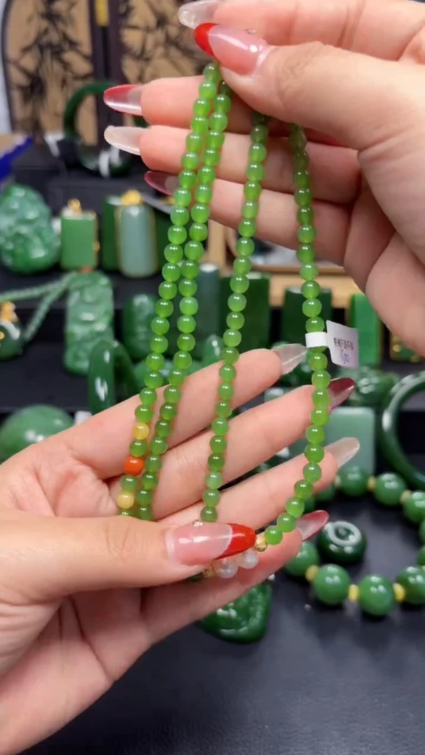 【闪购商品】和田玉（碧玉）颈饰未镶嵌1