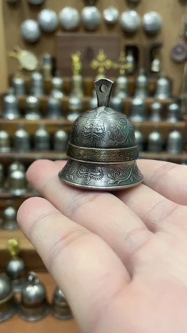 一克朗老款铃铛正品