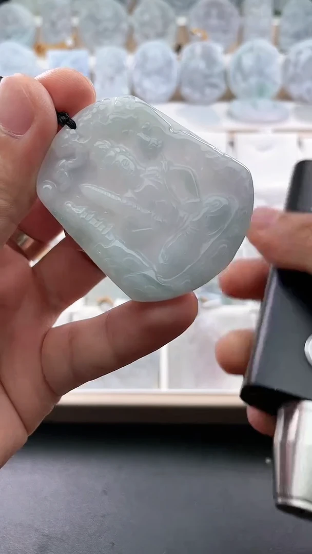 翡翠未镶嵌颈饰..../6/15/ 232