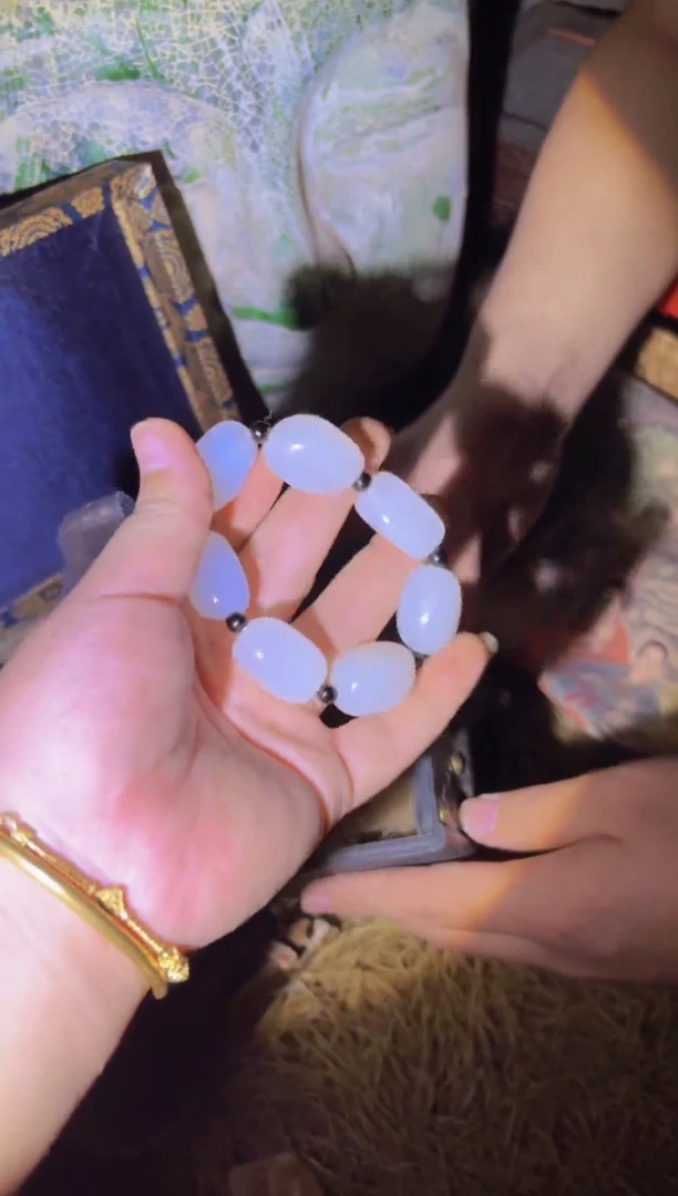 手链未镶嵌和田玉哈哈哈哈哈哈哈哈哈