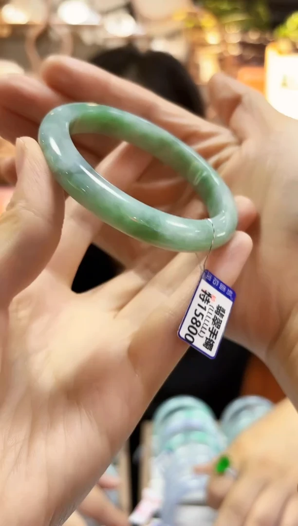 颈饰未镶嵌翡翠58.7手镯