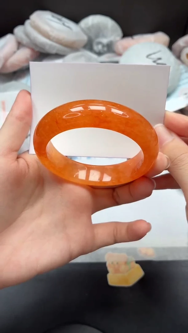 未镶嵌手镯石英质玉90/红龙56.8