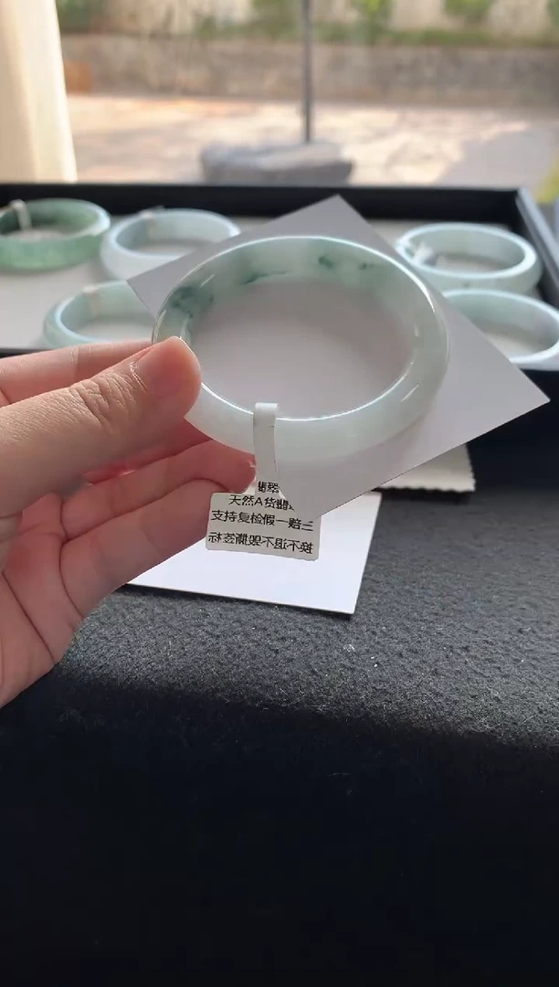 未镶嵌手镯翡翠54.5圆条买断Y382