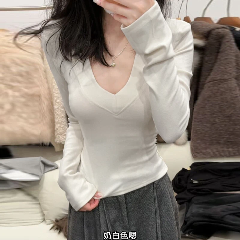 纯欲辣妹性感V领德绒打底衫女秋冬季保暖内搭修身喇叭袖长袖上衣