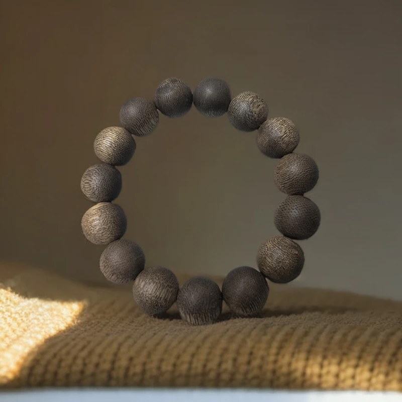 海南白棋楠沉香 1.4mm 香味醇厚内敛+沉香碎屑