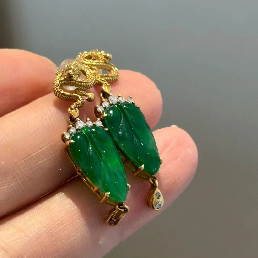 【龙措出品】天然翡翠阳绿叶子耳钉耳饰