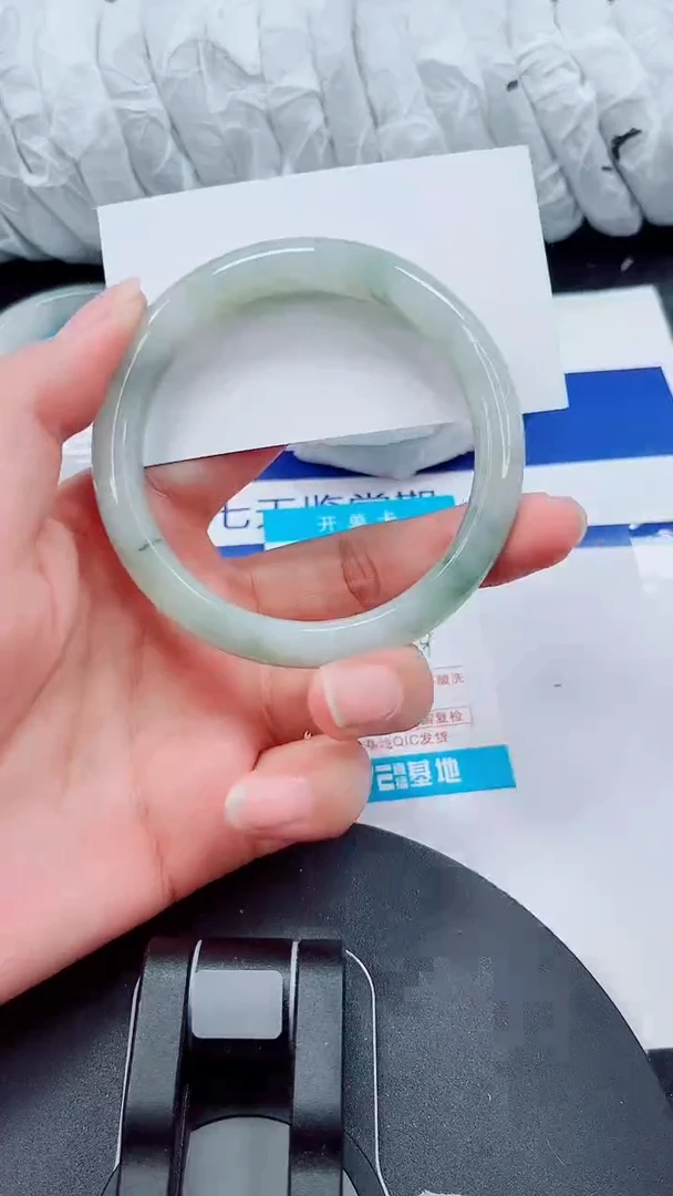 未镶嵌手镯石英质玉210-58/59