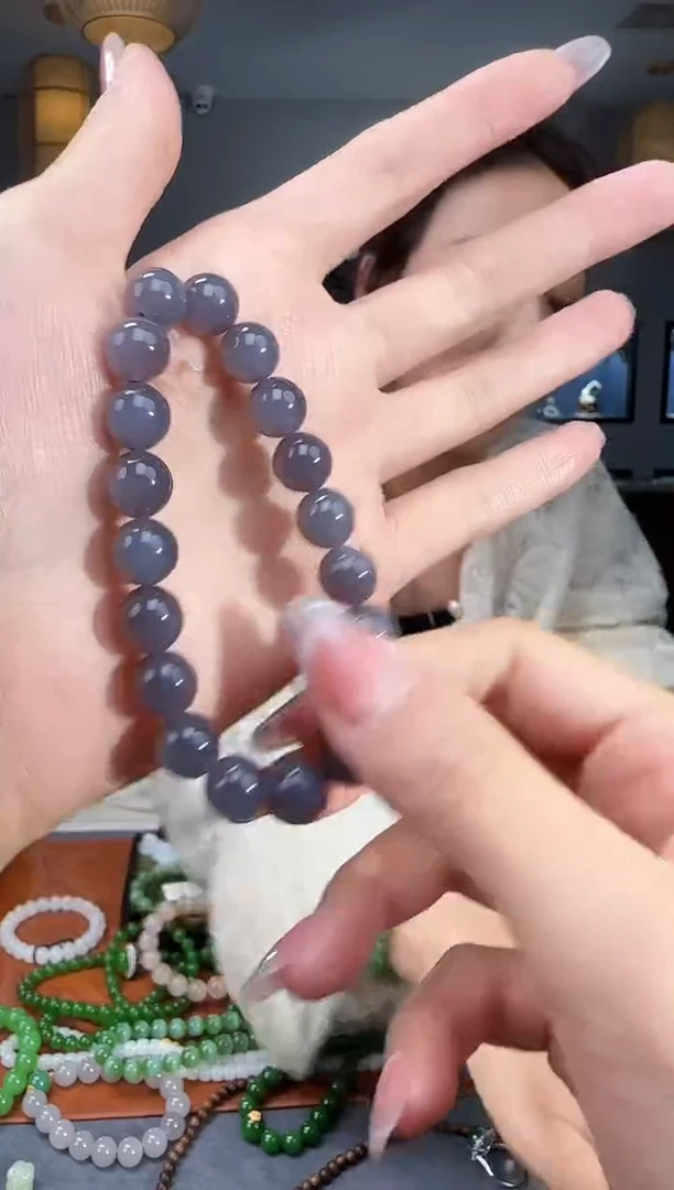 未镶嵌手链和田玉1