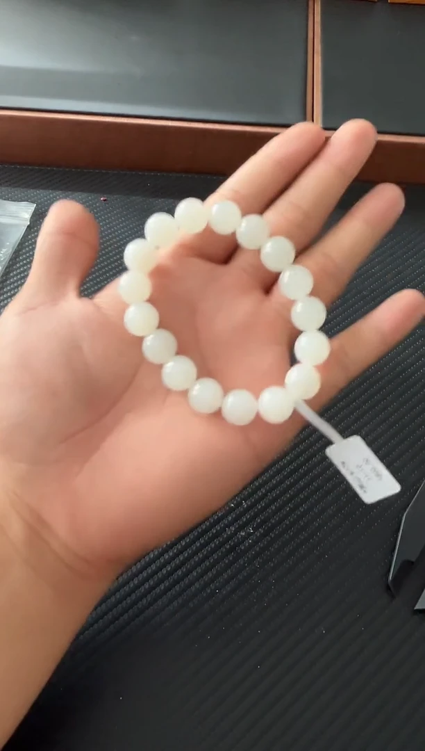 未镶嵌手串和田玉黑山微色差卡12手串M