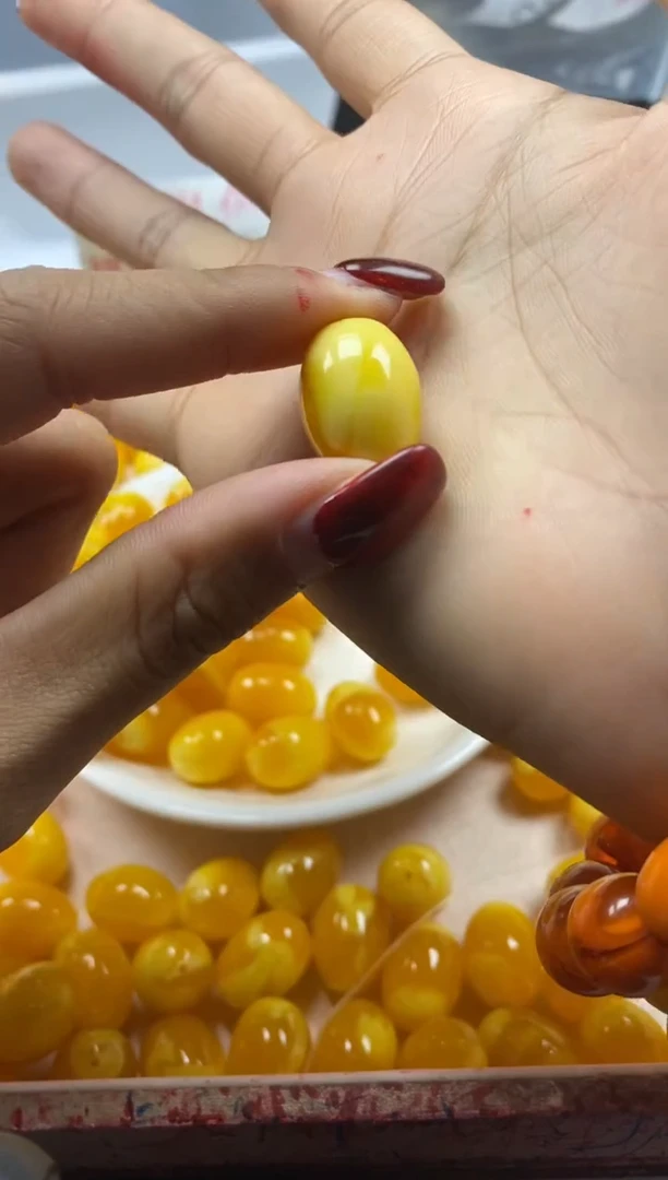 【闪购商品】蜜蜡颈饰未镶嵌w2104蜜蜡大米珠18*13mm*4颗