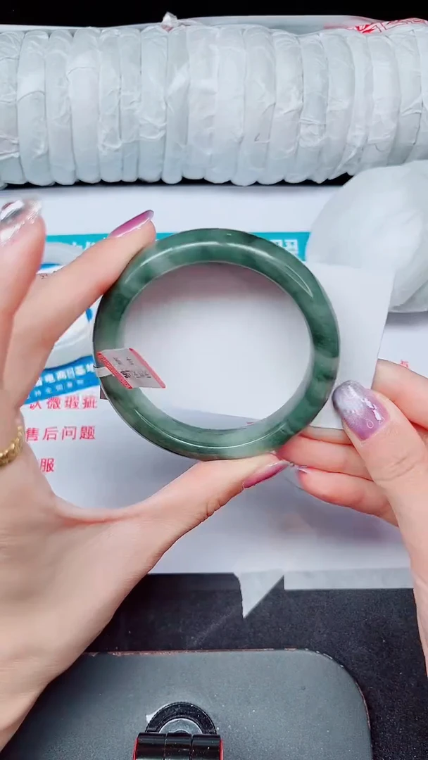 未镶嵌手镯石英质玉398-57/58