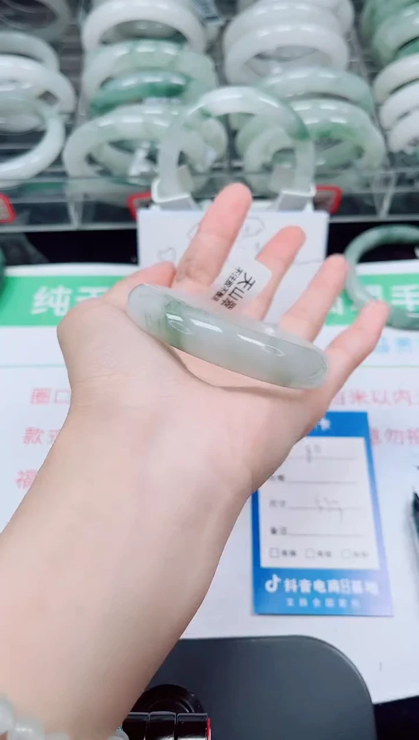 未镶嵌手镯石英质玉80-53/54