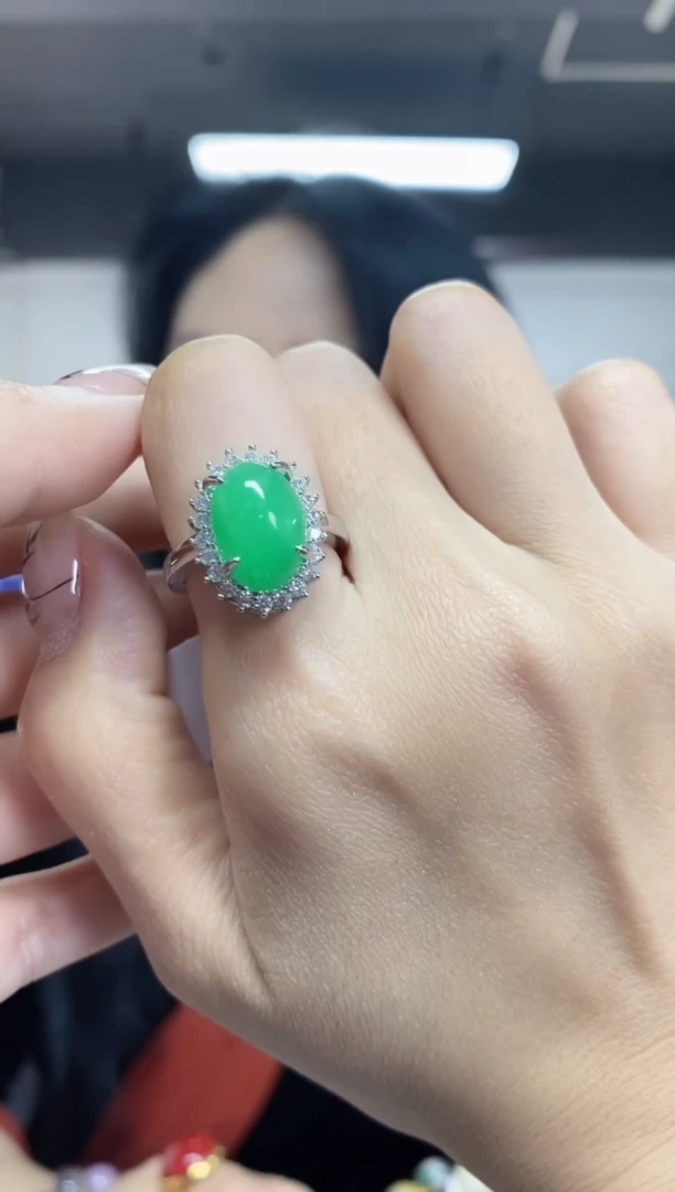 【闪购商品】翡翠戒指未镶嵌多样性发其一颜色微差