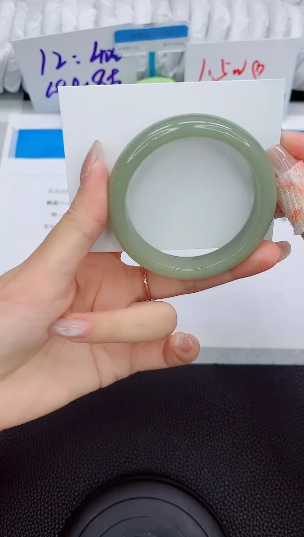 石英质玉手镯未镶嵌74-53.3