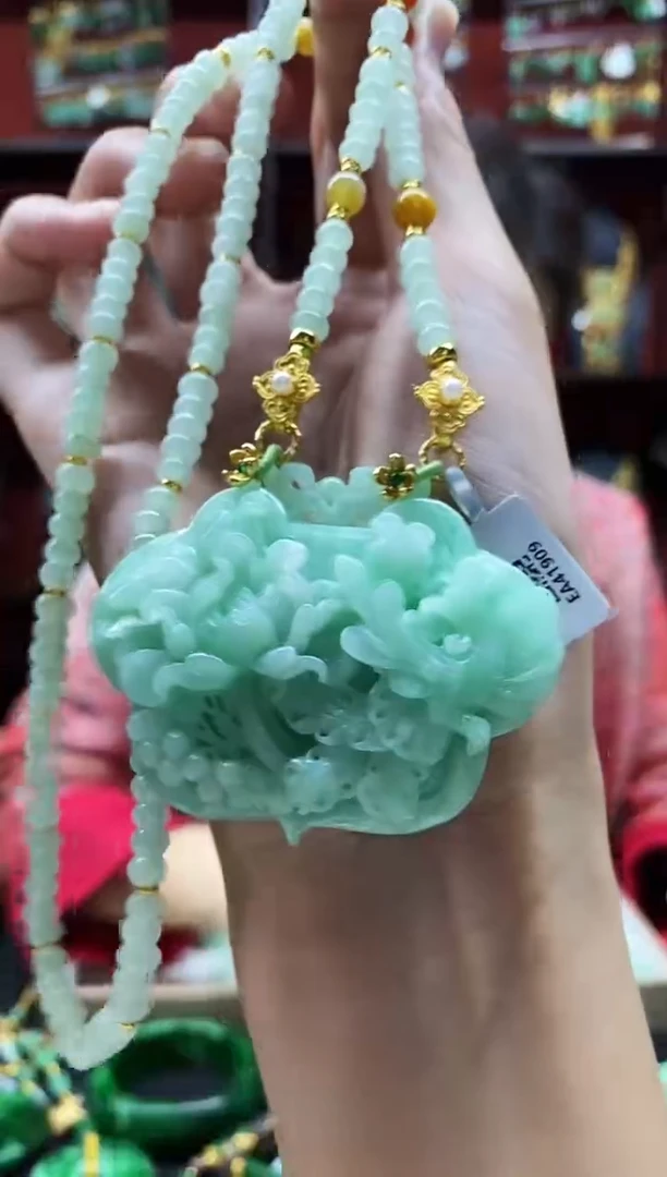 颈饰未镶嵌翡翠翡翠吊坠