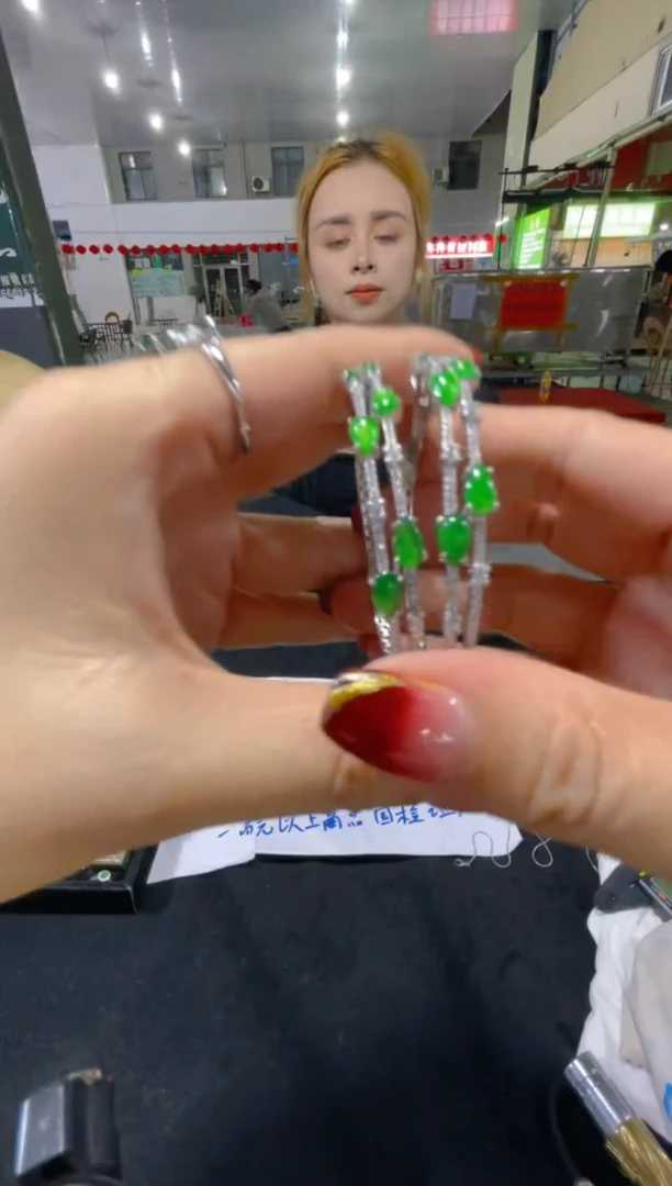 定制翡翠未镶嵌天然A货翡翠（多样性发货拍一件发件）