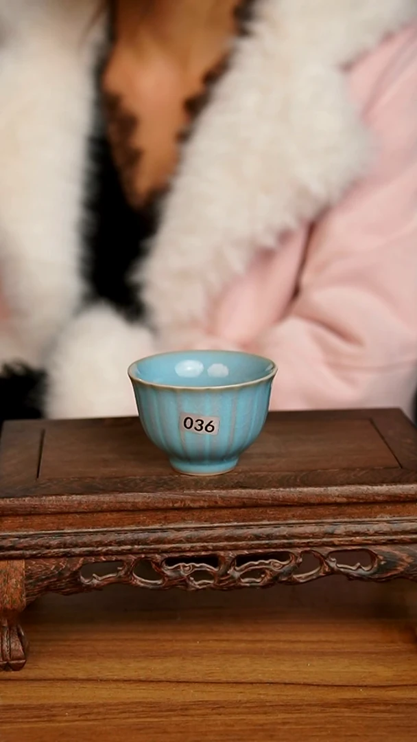 杯036原矿天蓝釉橘瓣杯