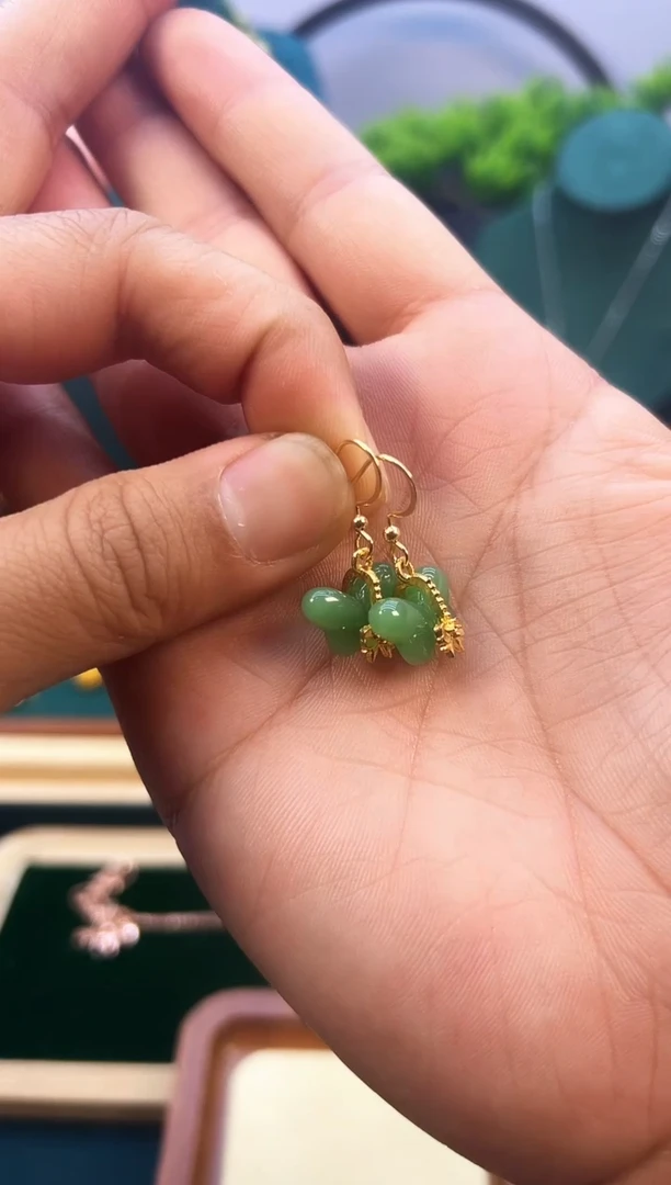 和田玉14K金镶嵌耳饰      E39