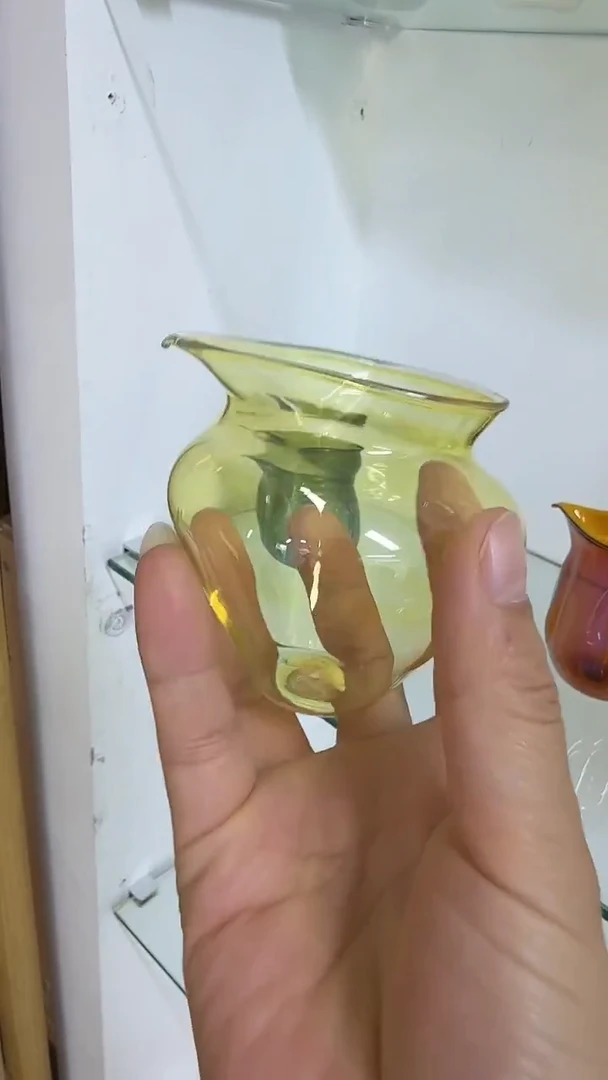 金色熏银束口公道杯