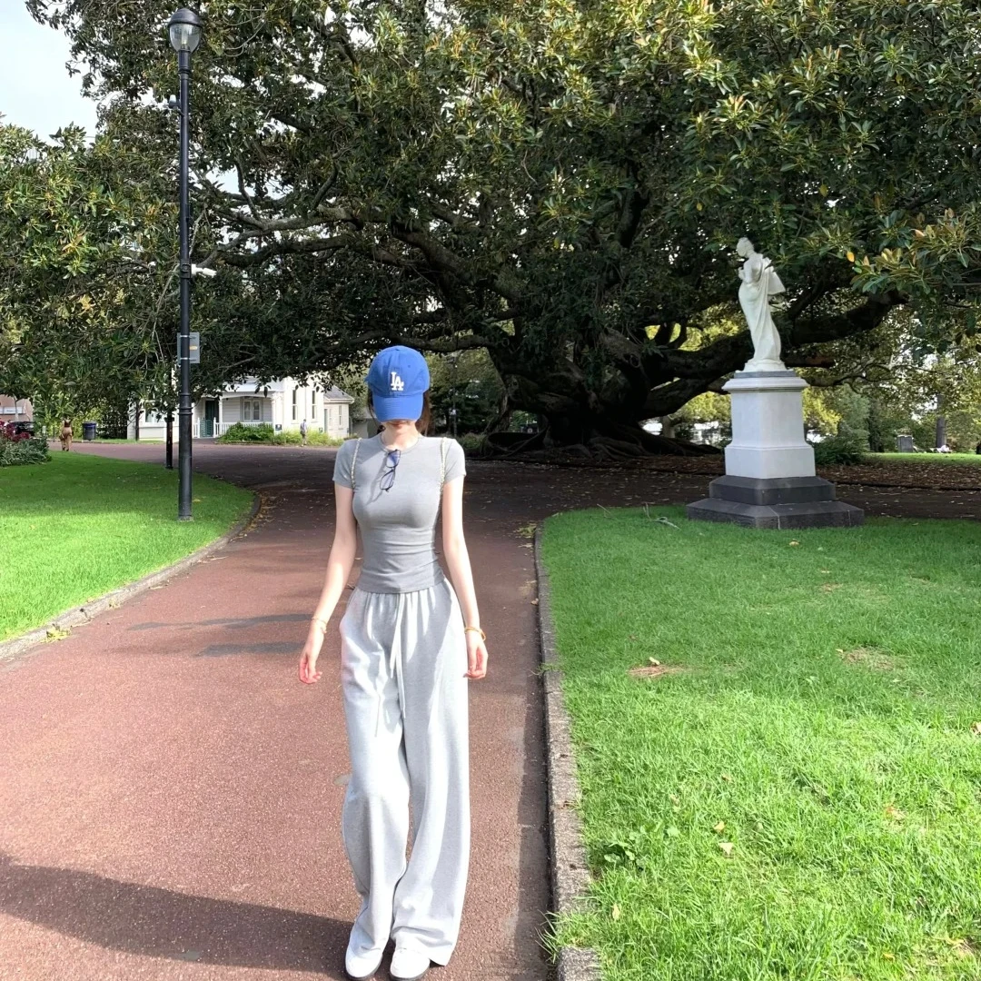 2025夏季新款时尚打底短袖修身上衣圆领气质显瘦洋气休闲百搭上衣