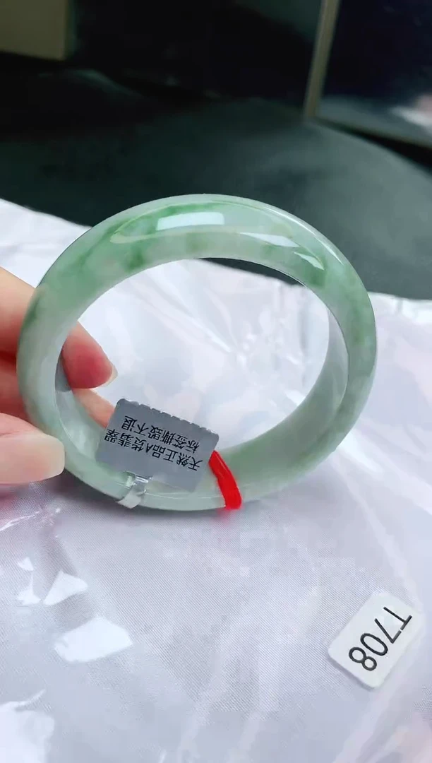 未镶嵌手镯翡翠缅甸天然A货翡翠手镯