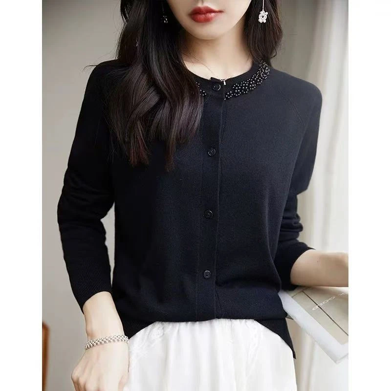 时尚百搭圆领女式针织开衫25DAK0048