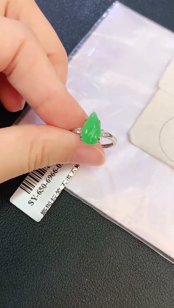翡翠戒指银S925镶嵌赠礼盒证书 麦麦