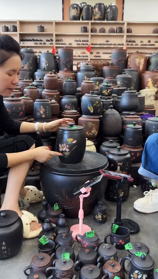 罐瑕疵茶叶罐  高柱彩填  917