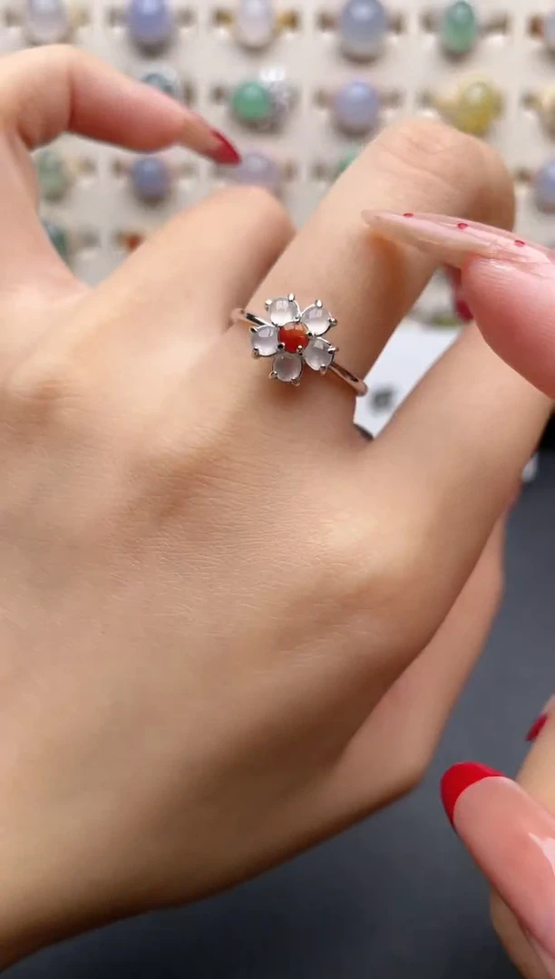 【闪购商品】翡翠戒指银S925镶嵌一物一证一礼盒