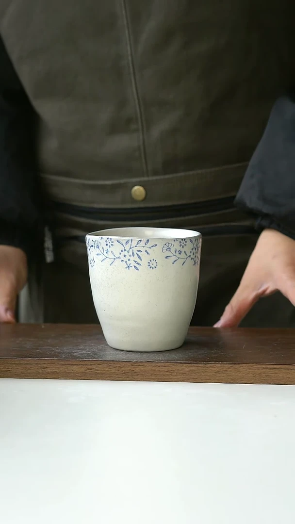 【闪购商品】陶瓷粗陶手绘繁花手握杯300ml@4-2@