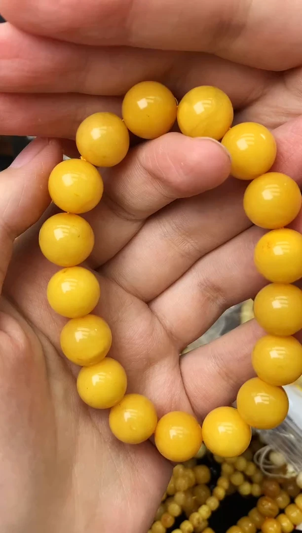 琥珀未镶嵌珠宝奇石60