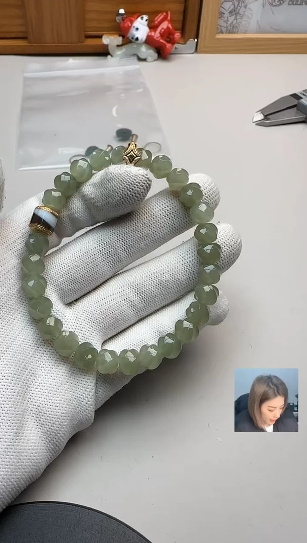 【闪购商品】和田玉手串未镶嵌和田玉手串加配饰