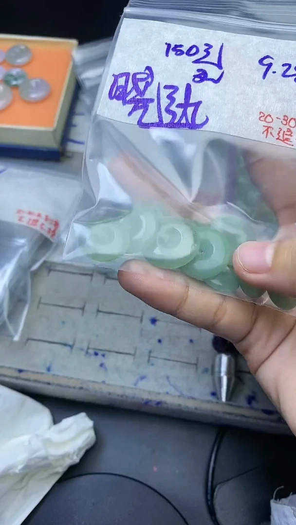 未镶嵌定制翡翠晓*毛货抛光拍一发一