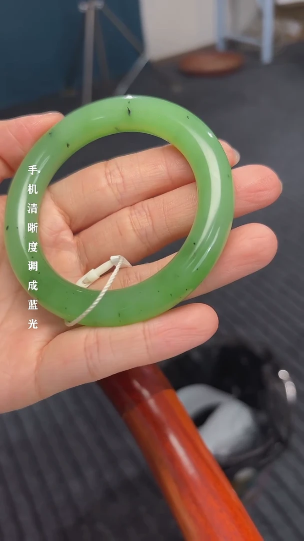 未镶嵌手镯和田玉碧玉苹果绿满色胖圆手镯57