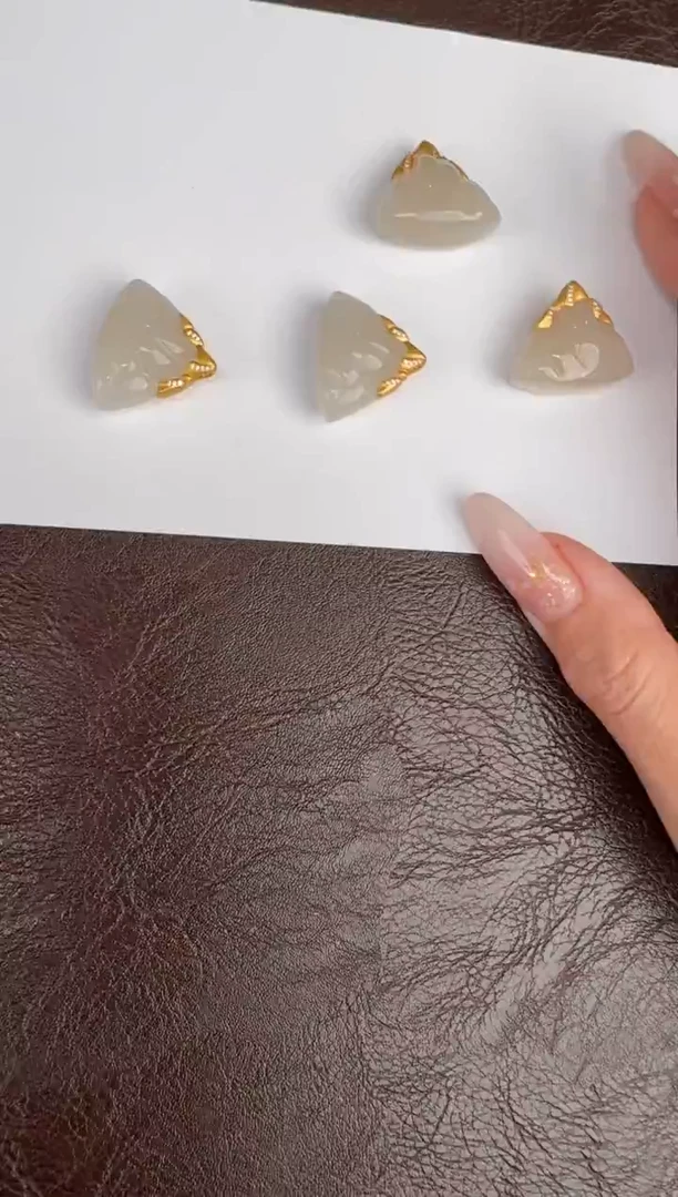 颈饰18K金镶嵌和田玉27大乔10.9多样性拍一发一